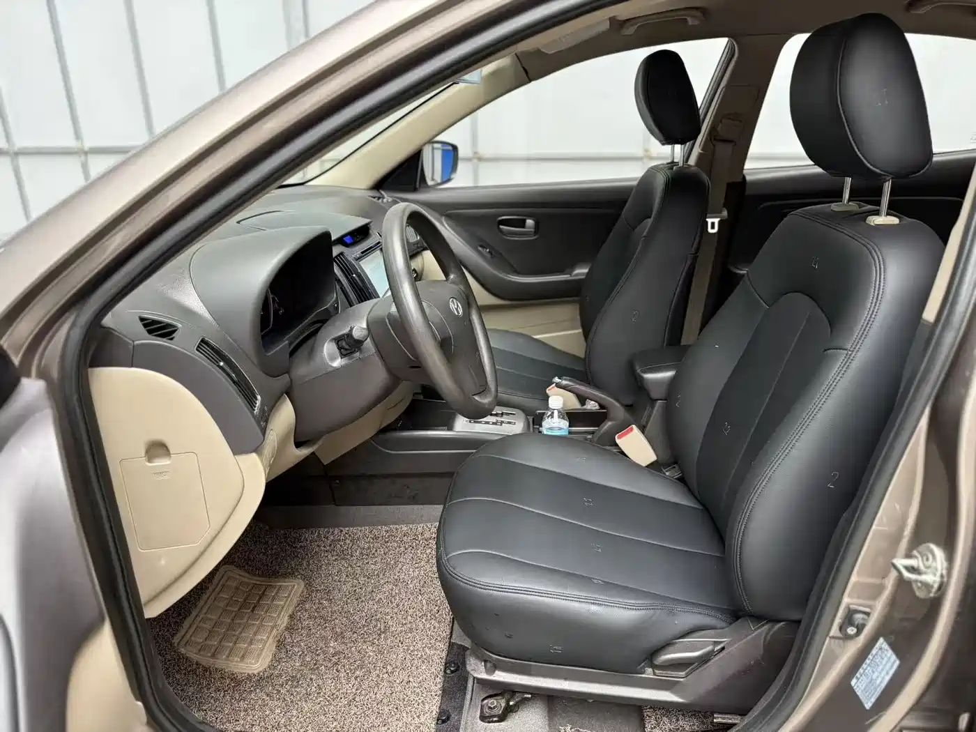 Hyundai Elantra 2011 1.6L Automatic Comfort фото 7