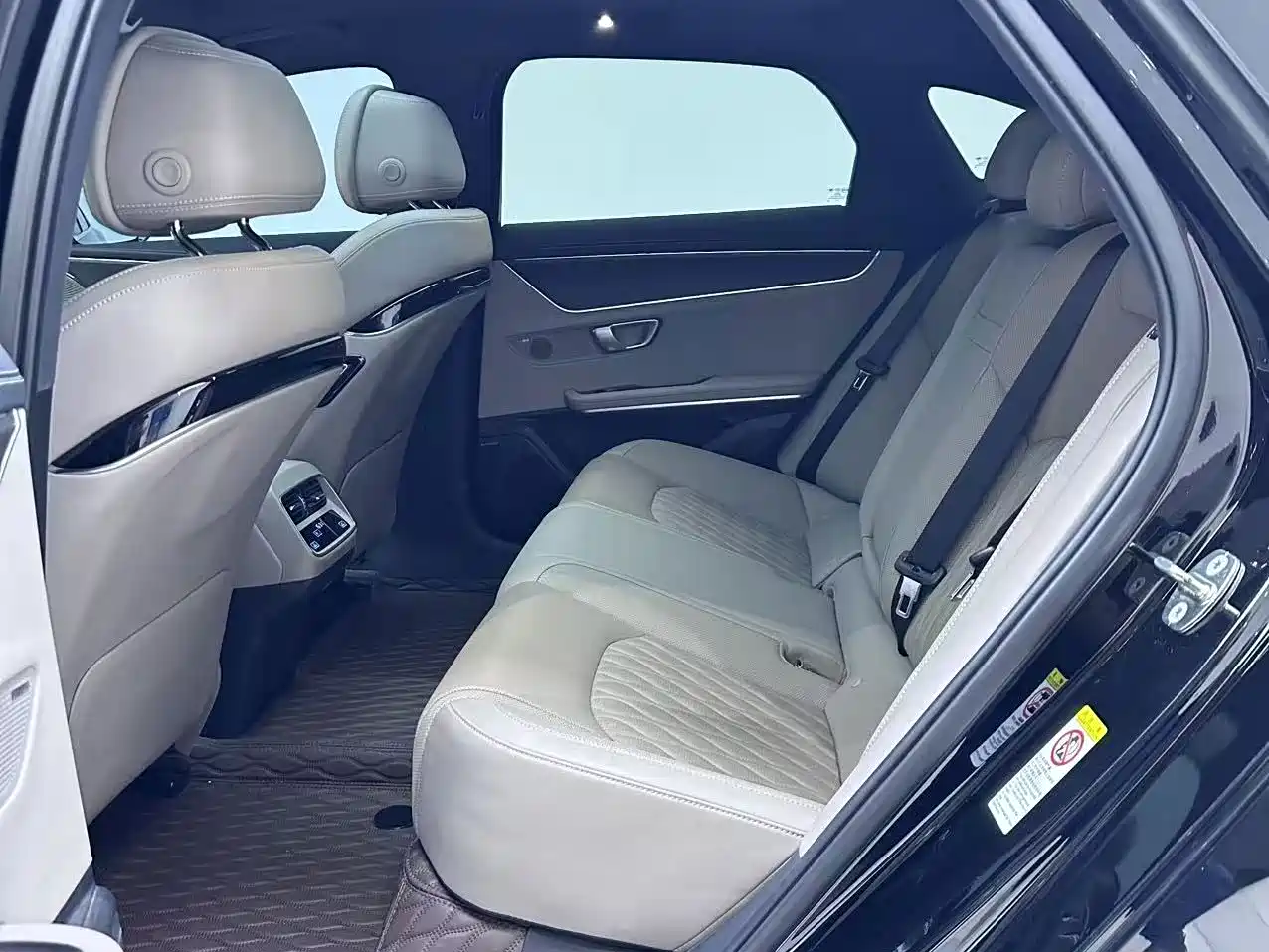 BYD Han 2025 2025 EV Smart Driving Edition 701KM LiDAR Flagship