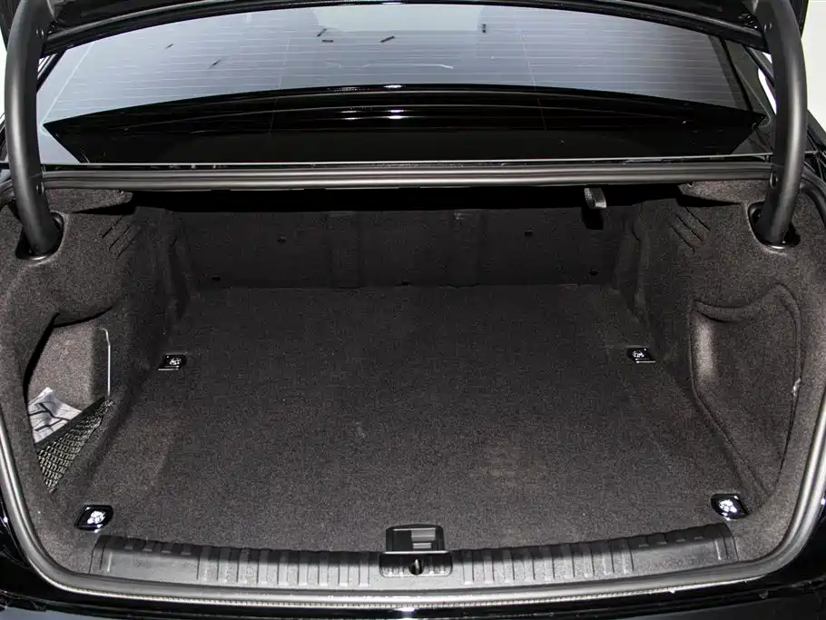 Audi A6L 2024 45 TFSI Premium Dynamic фото 32