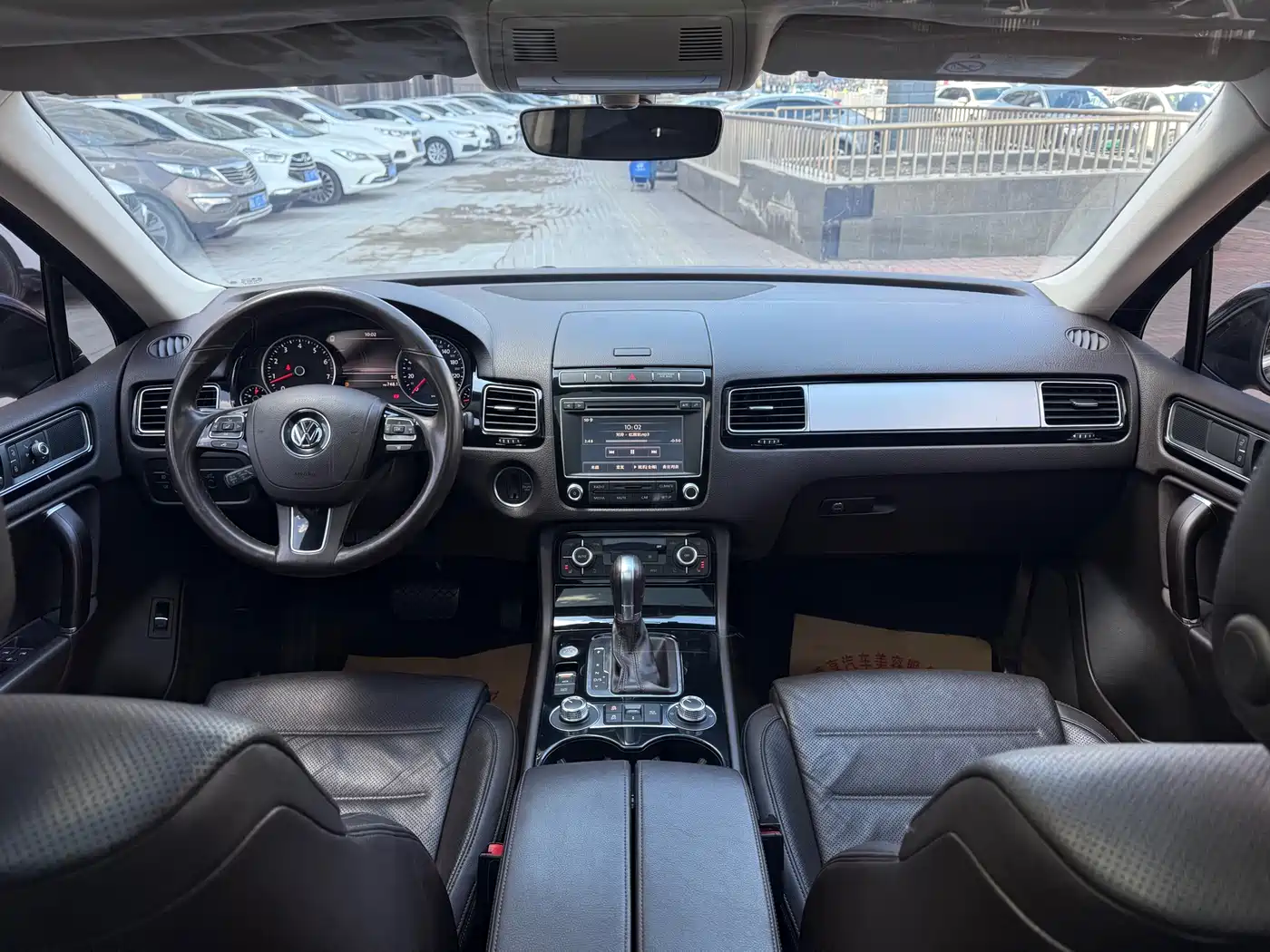 Volkswagen Touareg 2017 3.0TSI Explorer Edition фото 14