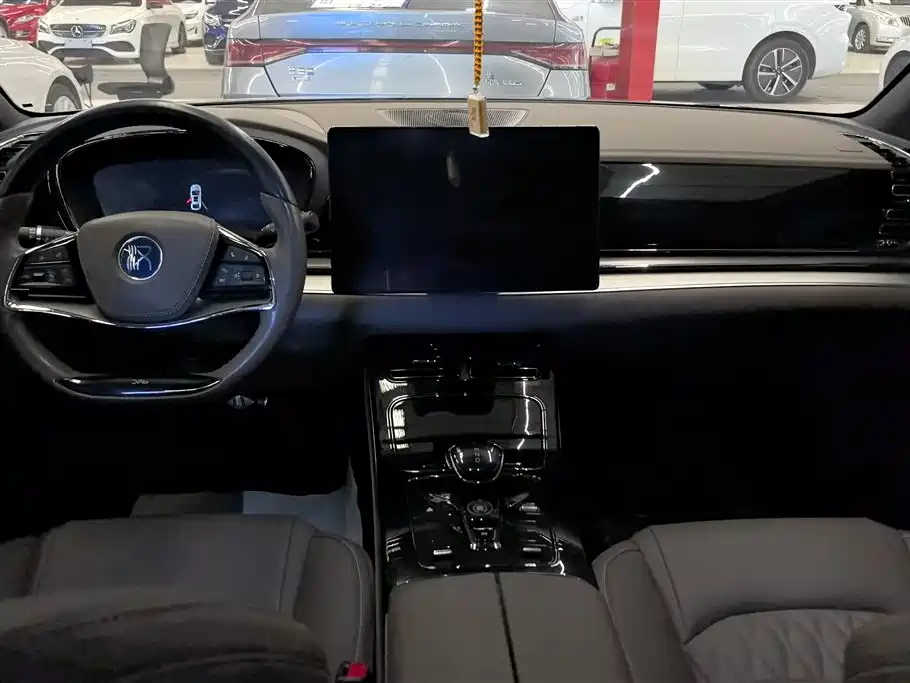 BYD Han 2022 DM-i 121KM Premium Edition фото 12
