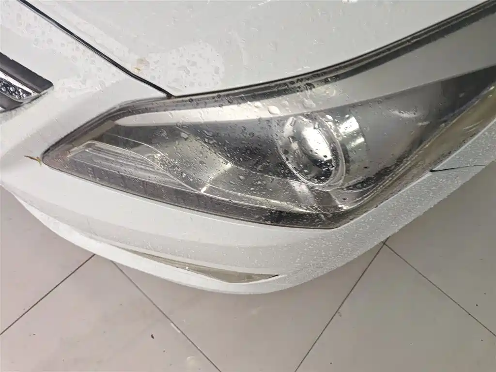 Hyundai Verna 2014 1.4L Automatic Leading GLX фото 24