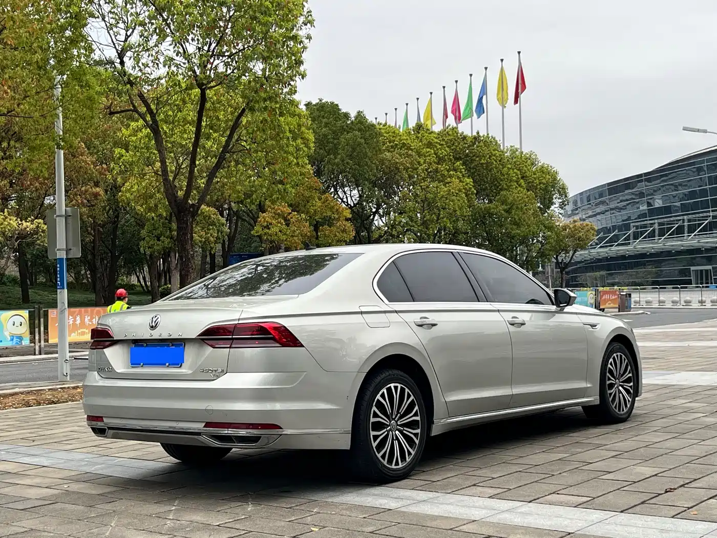 Volkswagen Phideon 2018 380TSI 2WD Business Edition фото 13
