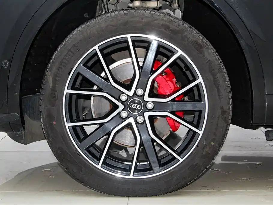 Audi Q5L 2024 Model 45 TFSI Luxury Dynamic фото 11