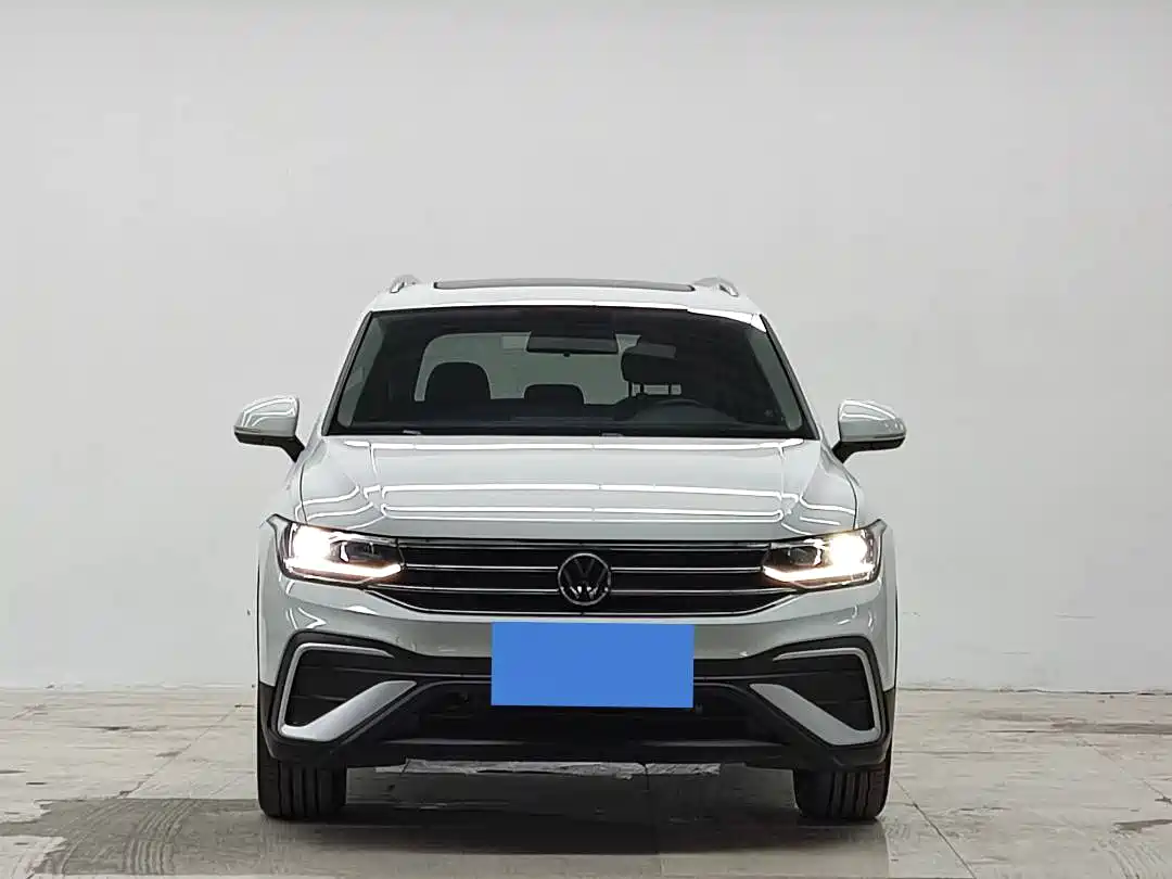 Volkswagen Tiguan L 2023 280TSI 2WD Trend Limited Edition фото 4