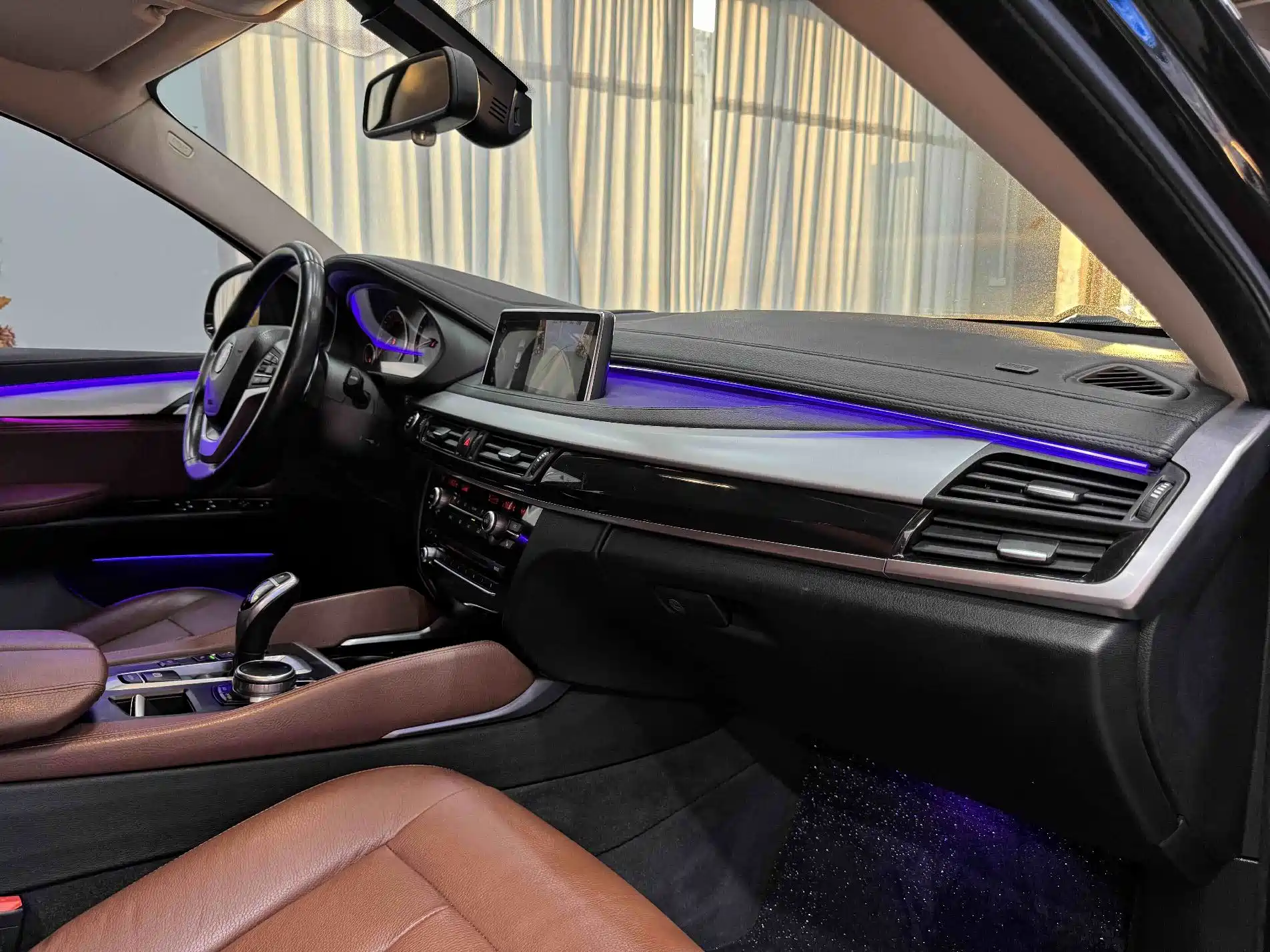 Photo 7 - BMW X6