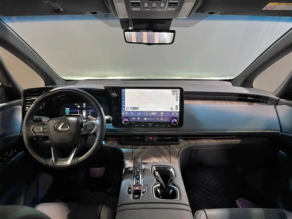 Lexus LM 2023 350h 7-Seater Elegance Edition фото 12