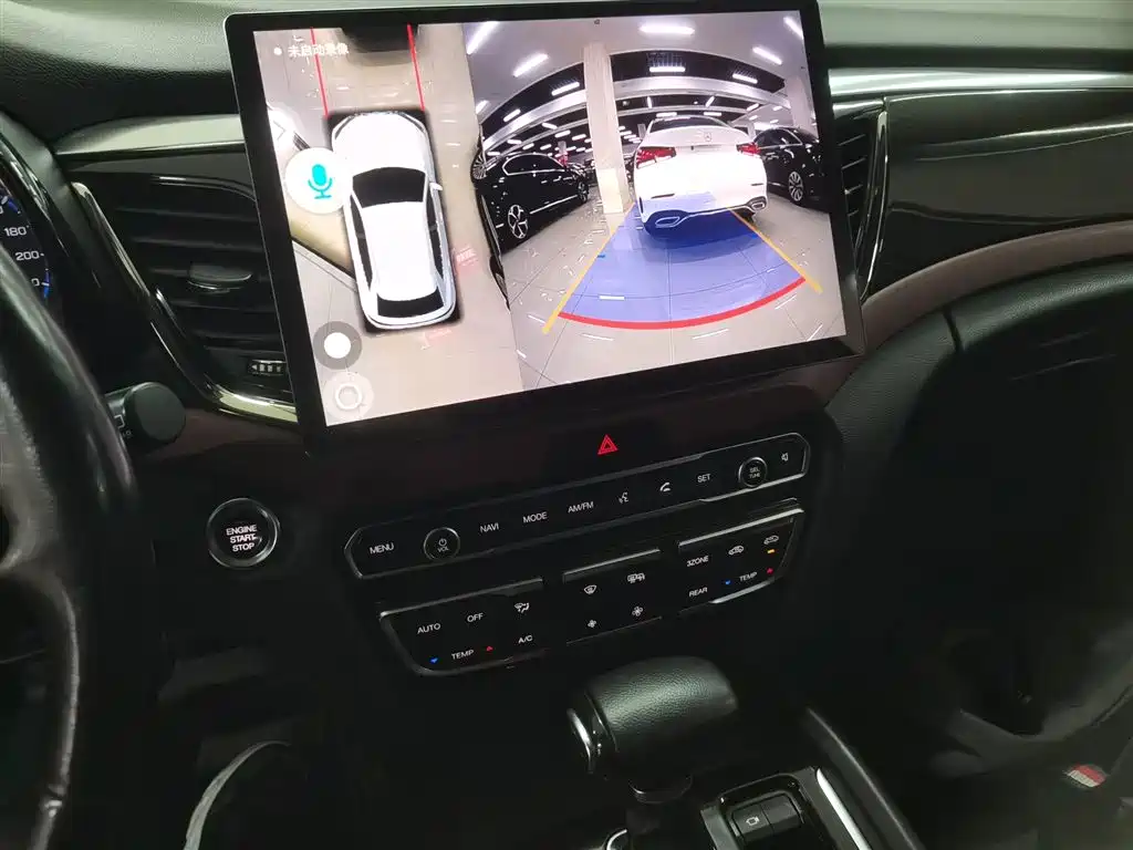GAC Trumpchi Trumpchi GS8 2017 320T 2WD Luxury Smart Connect (7-seater) фото 9