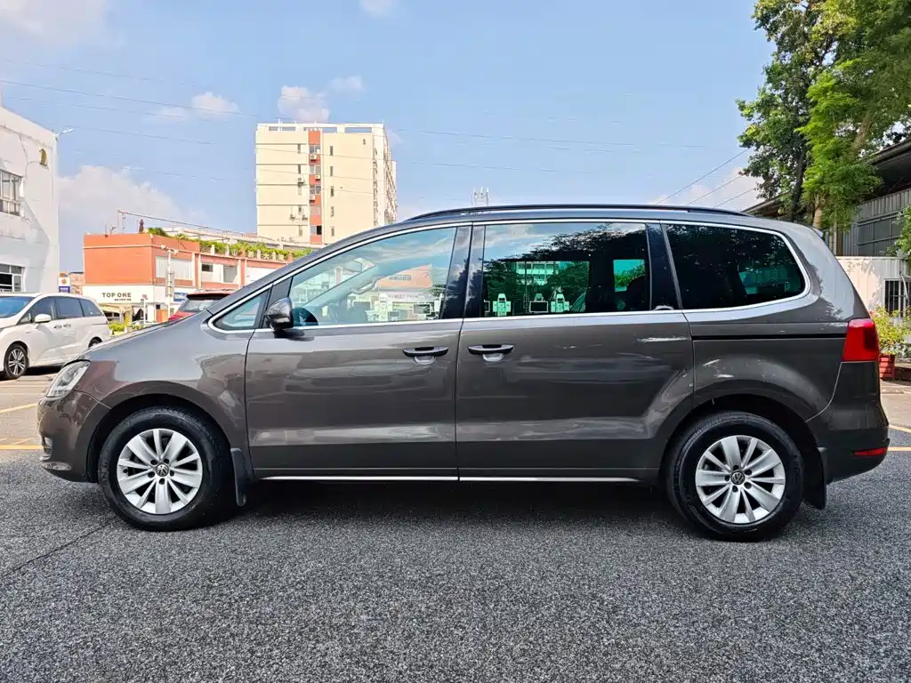 Volkswagen Sharan 2014 2013 1.8TSI Standard