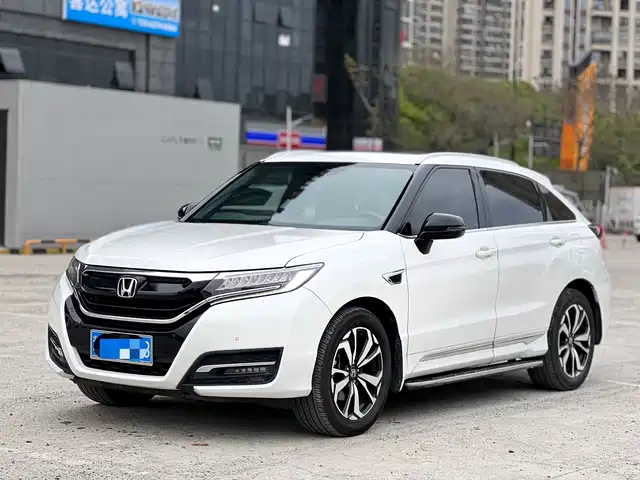 HONDA UR V