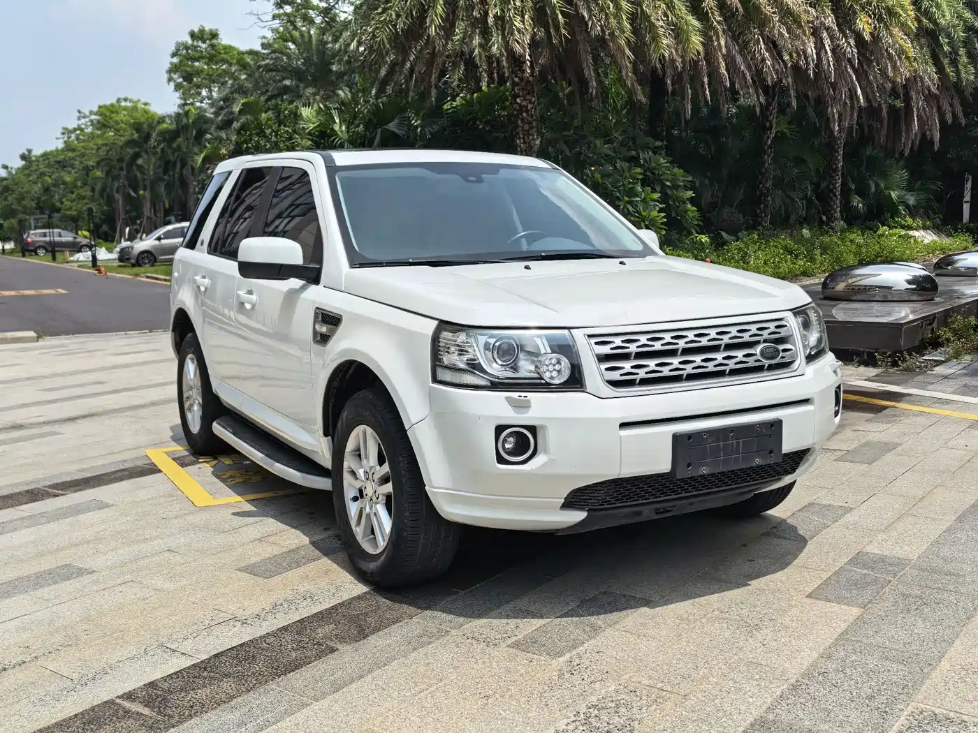 Land Rover Freelander 2 2014 2014 2.0T Si4 SE Gasoline Edition