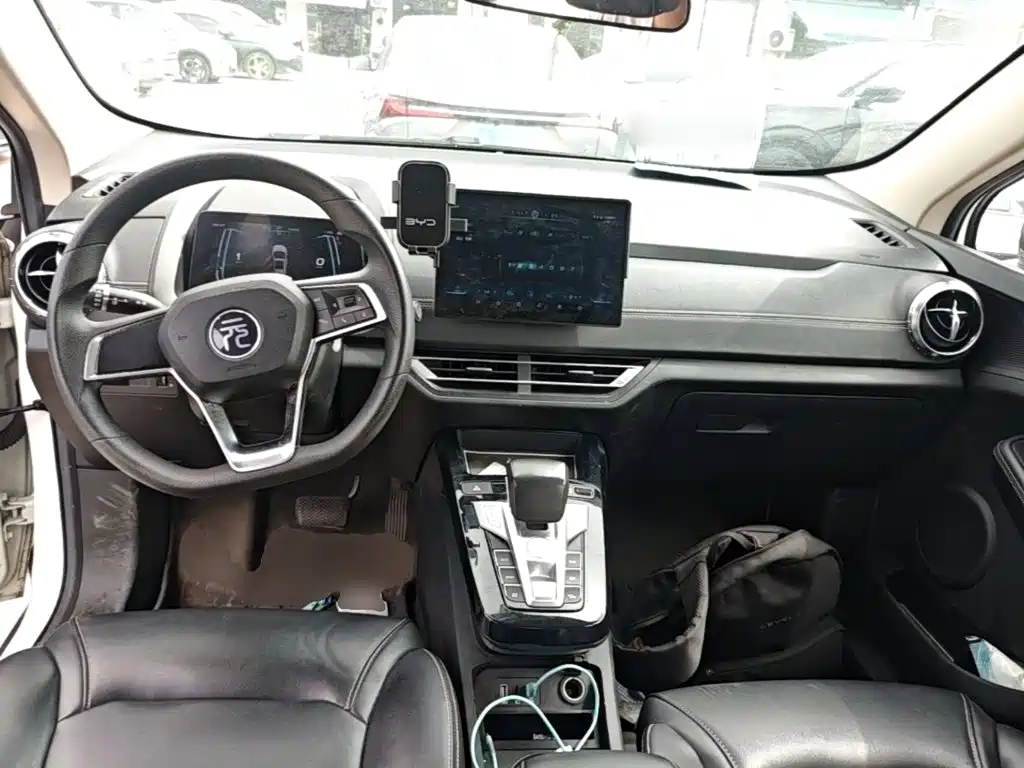 BYD Yuan New Energy 2021 2019 EV535 Smart Connected Trend Leader Type