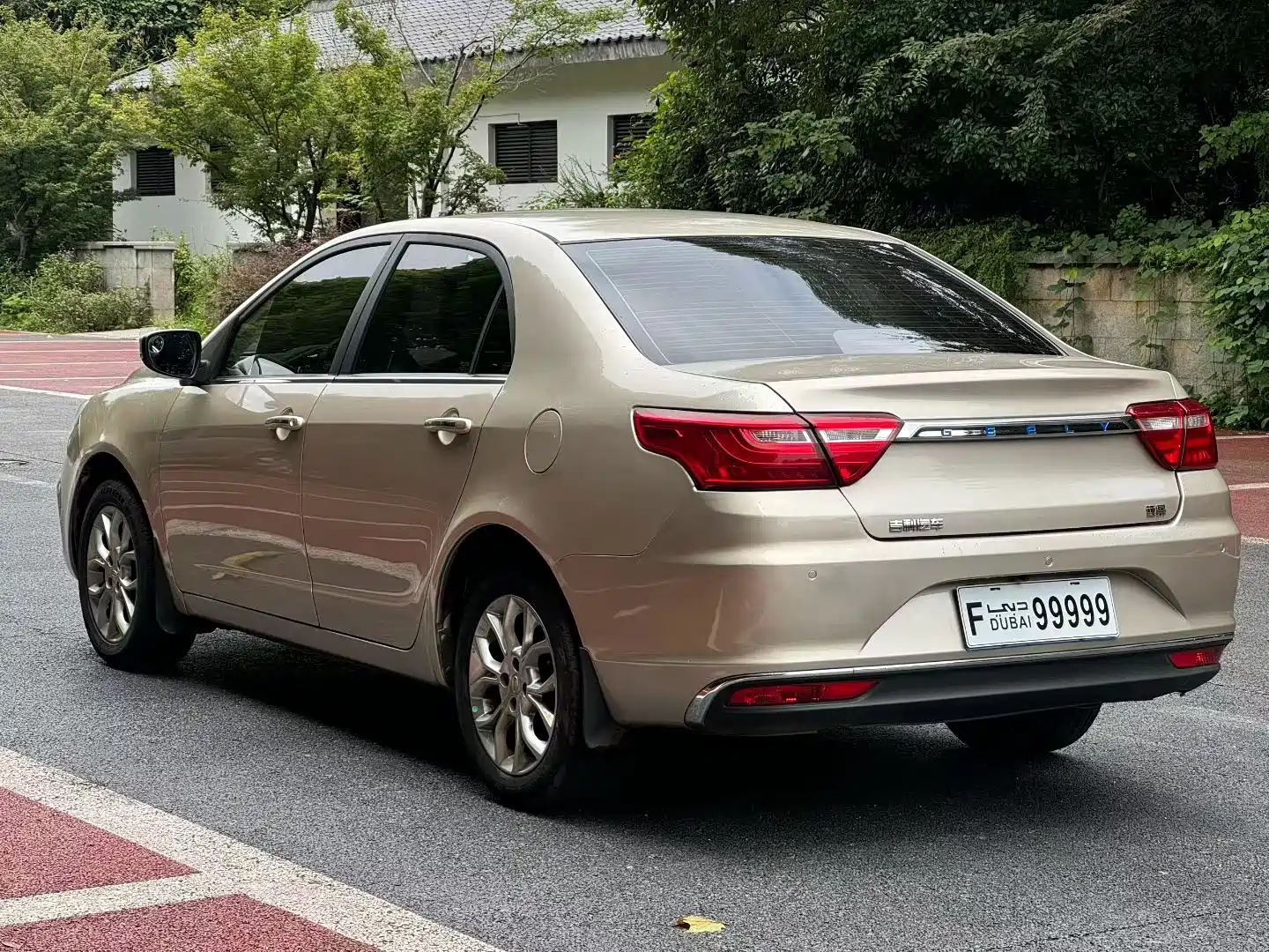 صورة 4 - Geely Vision
