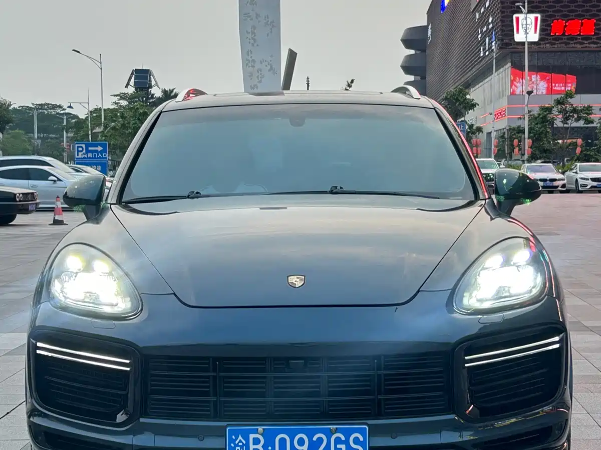 Porsche Cayenne 2011 Cayenne 3.0T фото 9