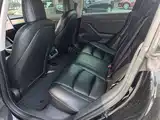 Фото 17 - Tesla Model 3