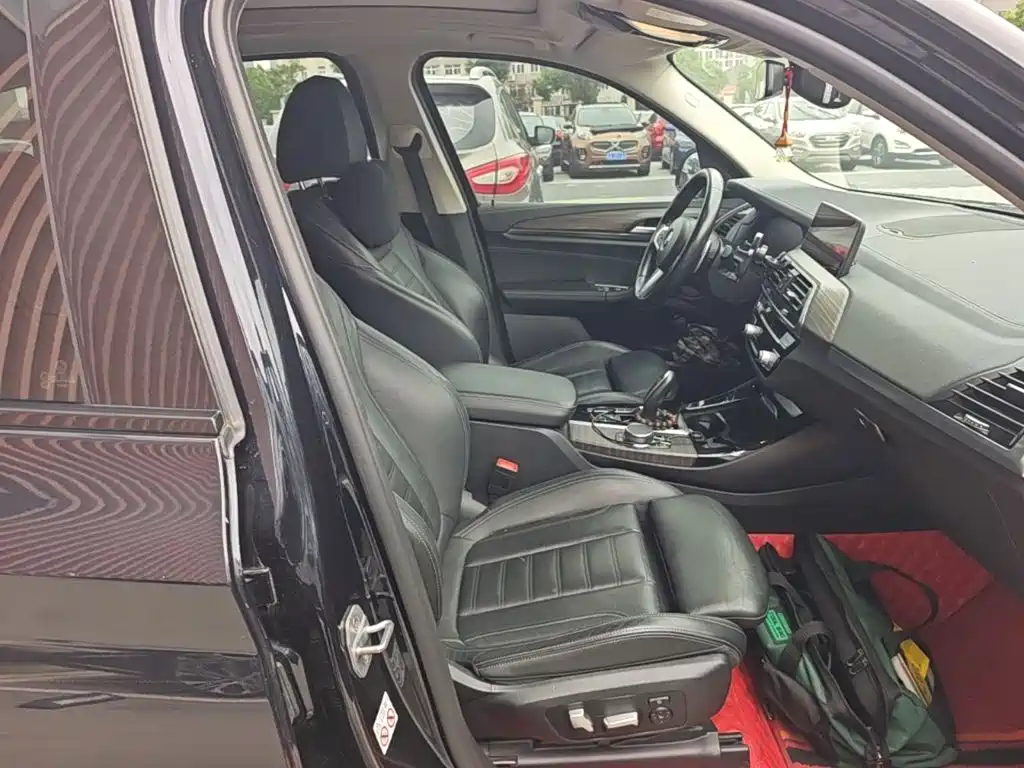 Photo 25 - BMW X3