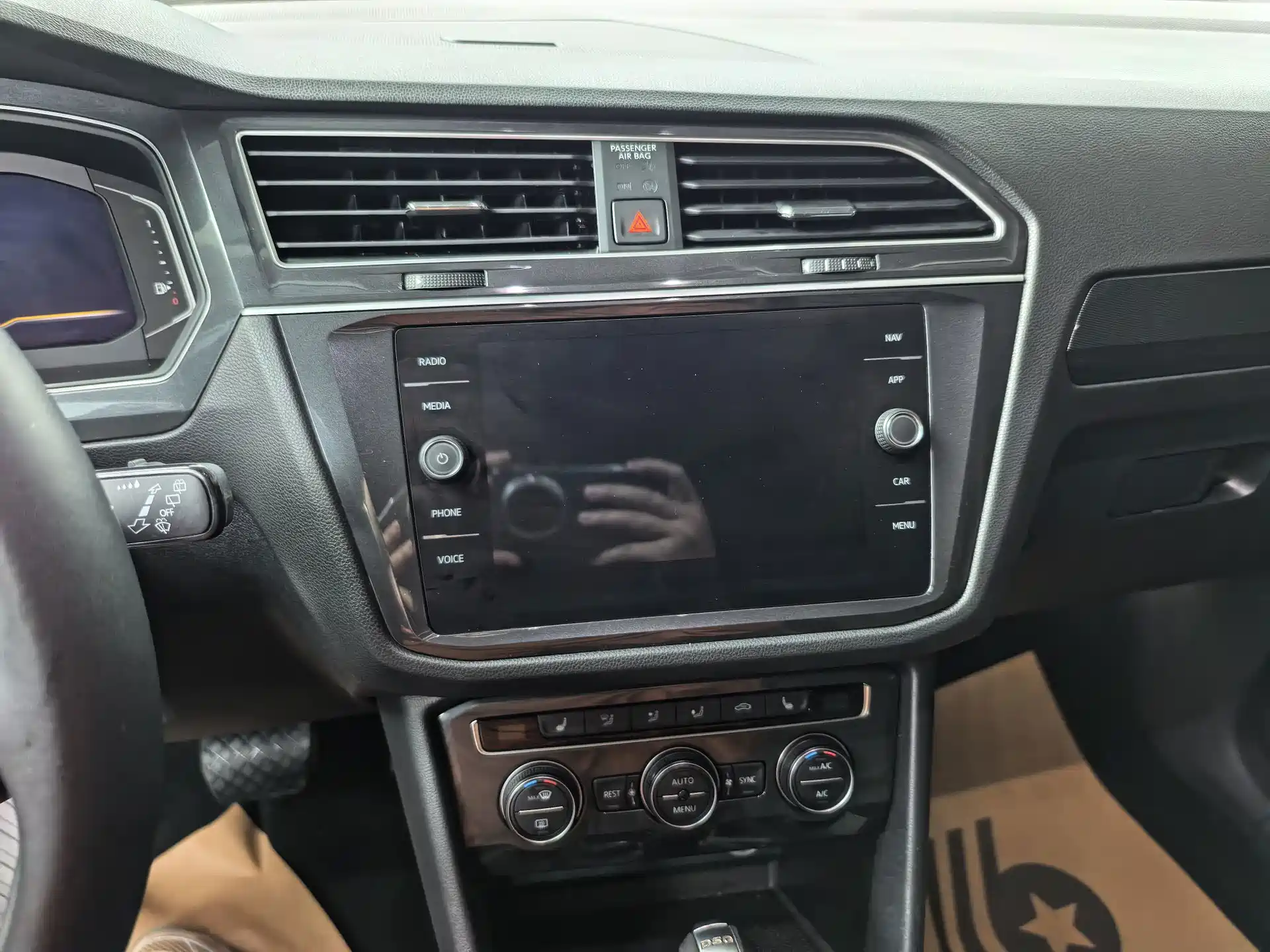 Фото 9 - Volkswagen Tiguan