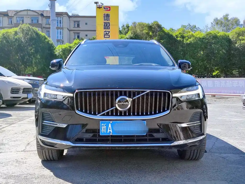 Volvo XC60 2024 2025 B5 AWD Smart Elite Luxury Edition
