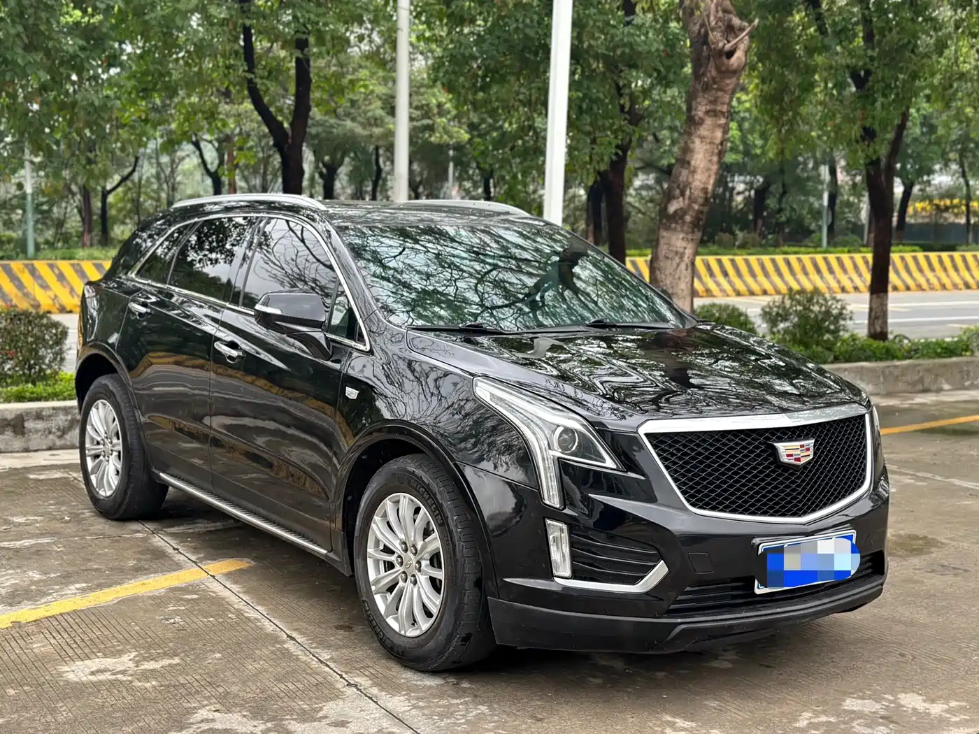 Cadillac XT5 2016 28T AWD Technology Model фото 3