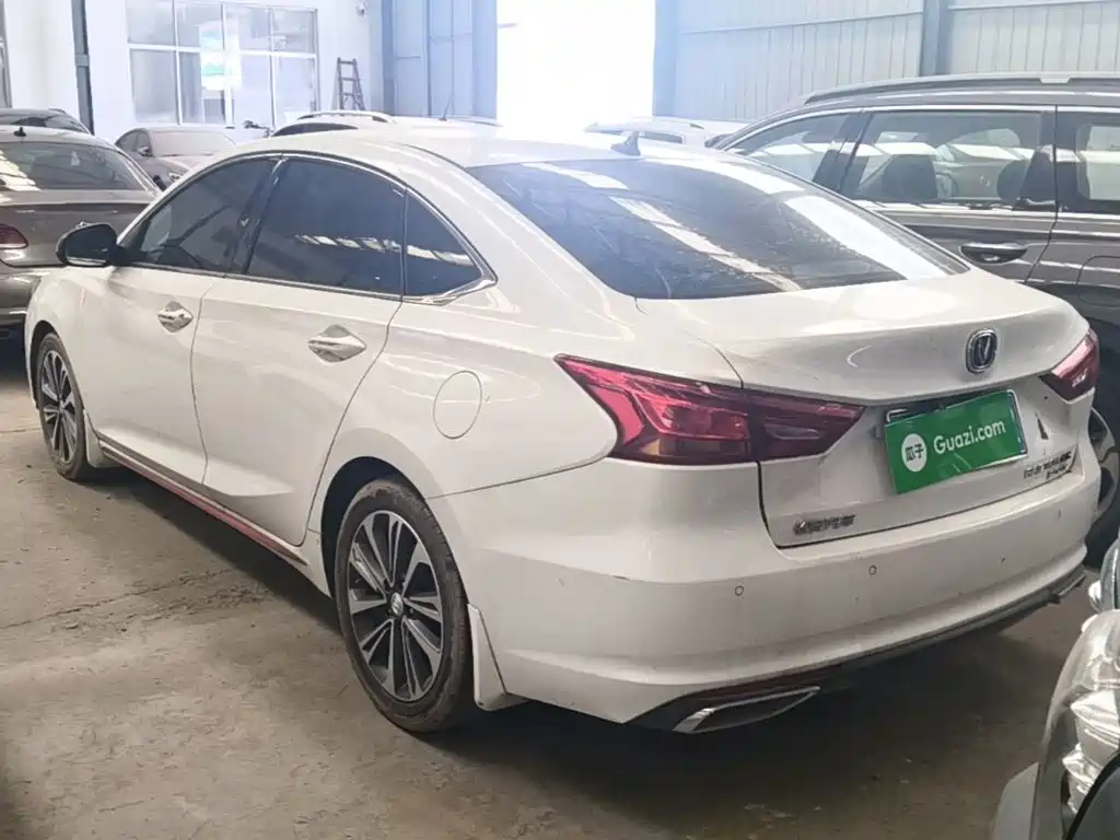 Changan Ruicheng CC 2021 2021 Blue Whale Edition 1.5T DCT Luxury