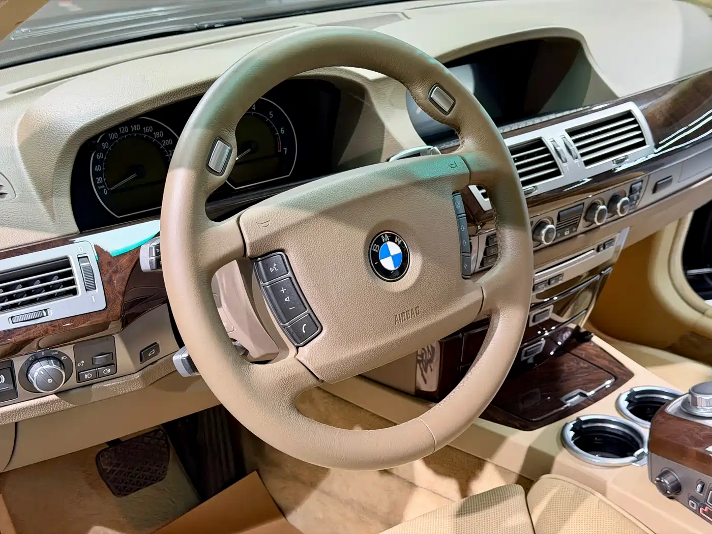 BMW 7 Series 2005 Model 750Li фото 10
