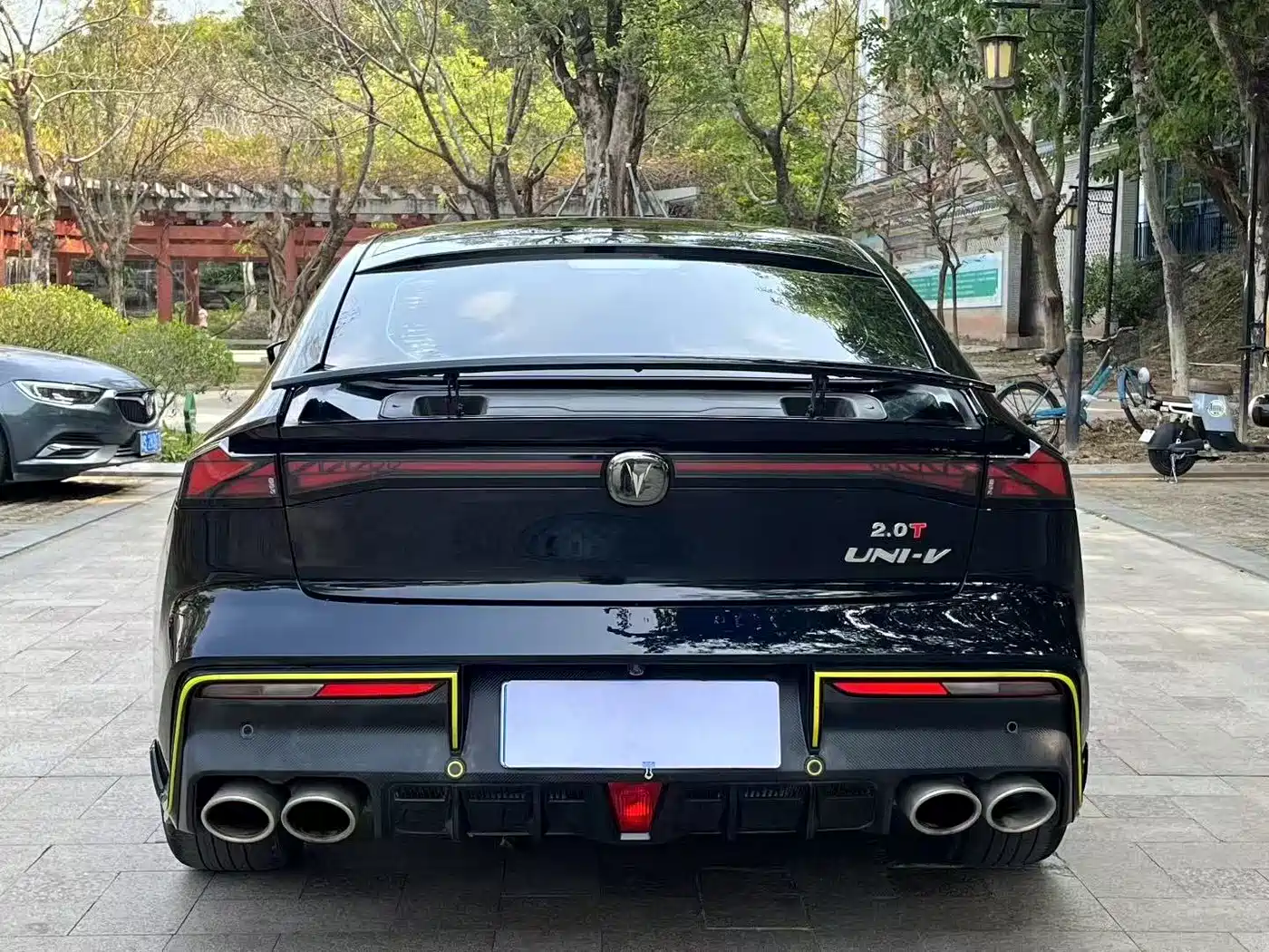 CHANGAN UNI-V
