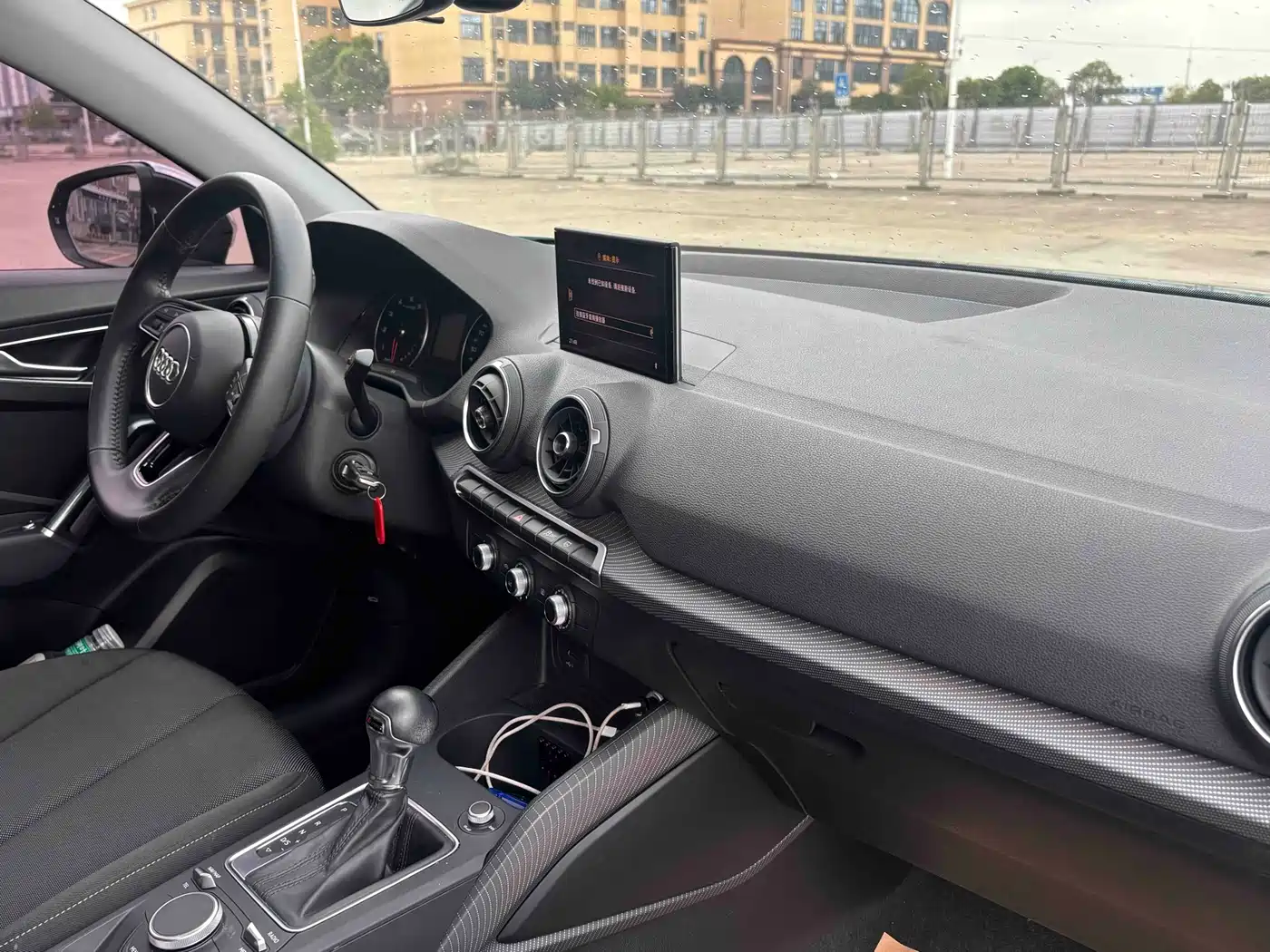 Audi Q2L 2018 35 TFSI Launch Exclusive Edition China VI фото 26