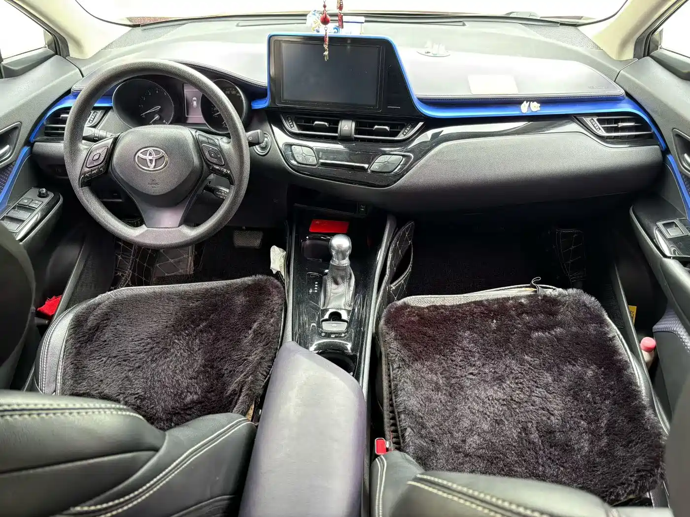 Toyota C-HR 2020 Model 2.0L Leading фото 9