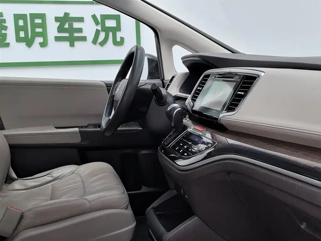 Honda Odyssey 2017 2.4L Luxury Edition фото 22