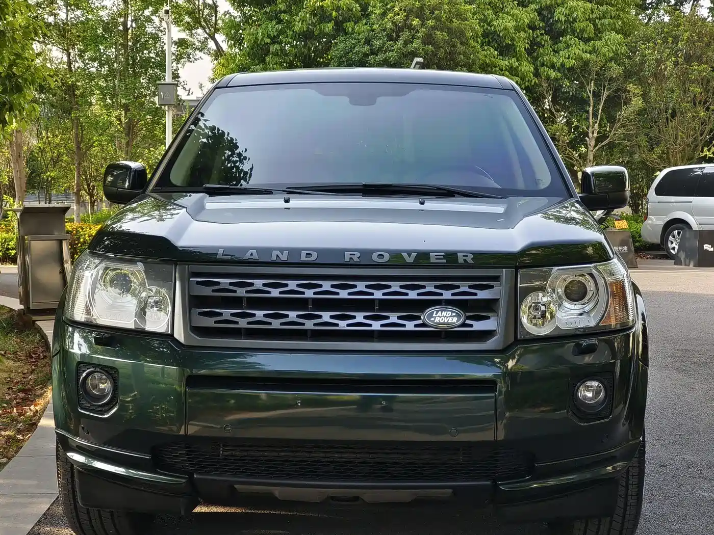 Land Rover Freelander 2 2011 2.2T SD4 HSE Diesel фото 2