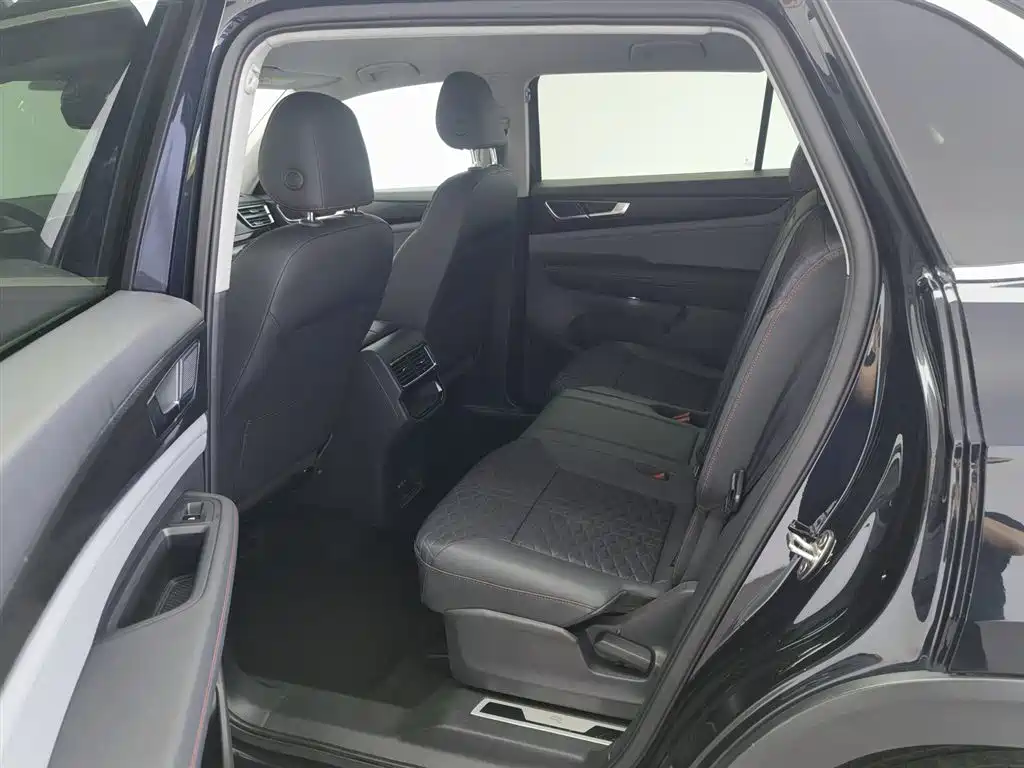 Volkswagen Teramont 2023 Teramont X 330TSI 2WD Luxury фото 15