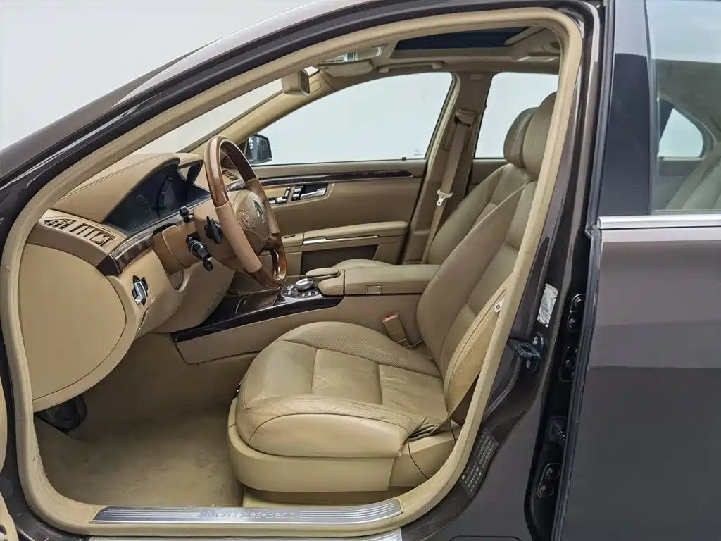 Mercedes-Benz S-Class 2010 Model S 400 L HYBRID фото 10
