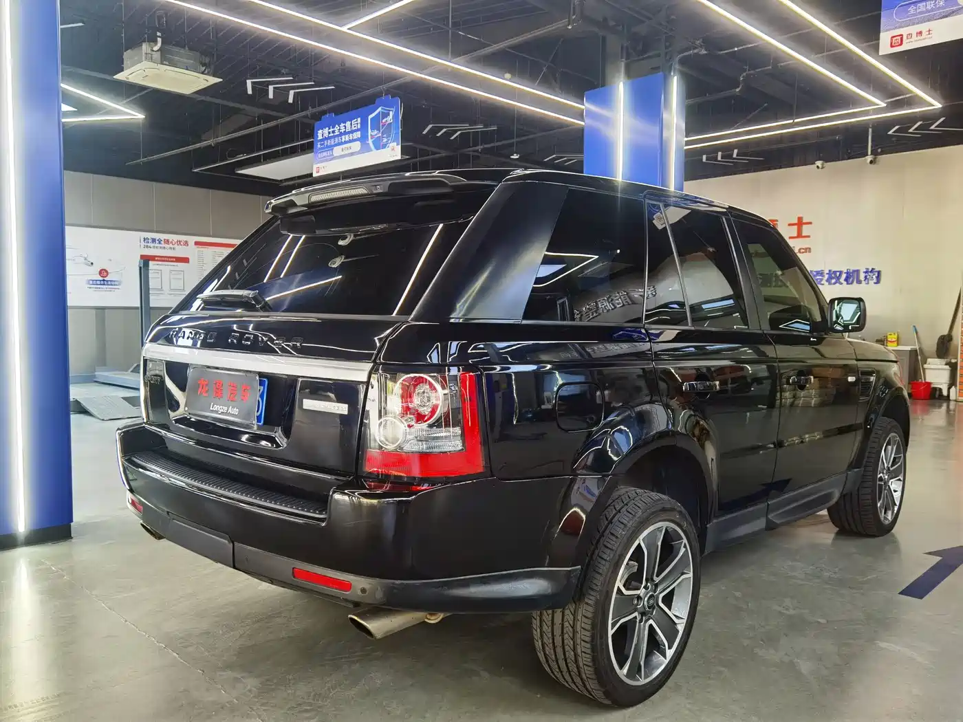 Фото 5 - Land Rover Range Rover Sport
