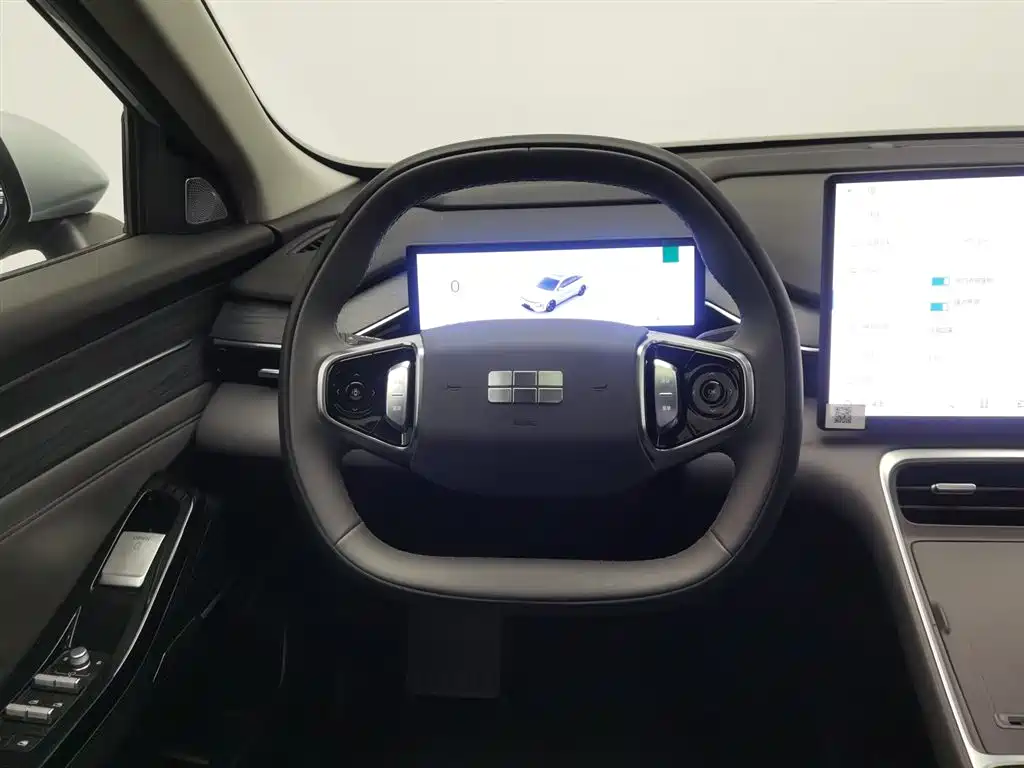 Geely Galaxy Galaxy L6 2025 EM-i 140km Starship Edition фото 11