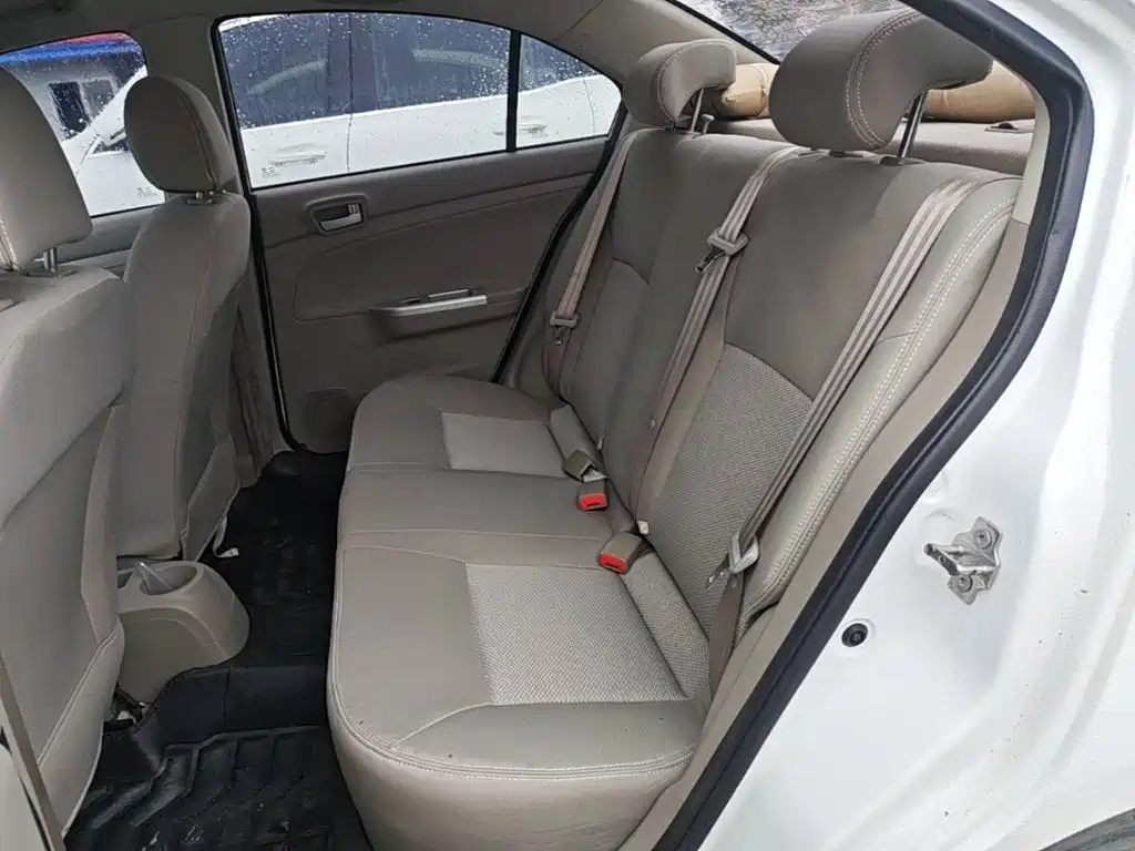 Changan Yuexiang V3 2015 2012 1.3L Manual Luxury Type China IV