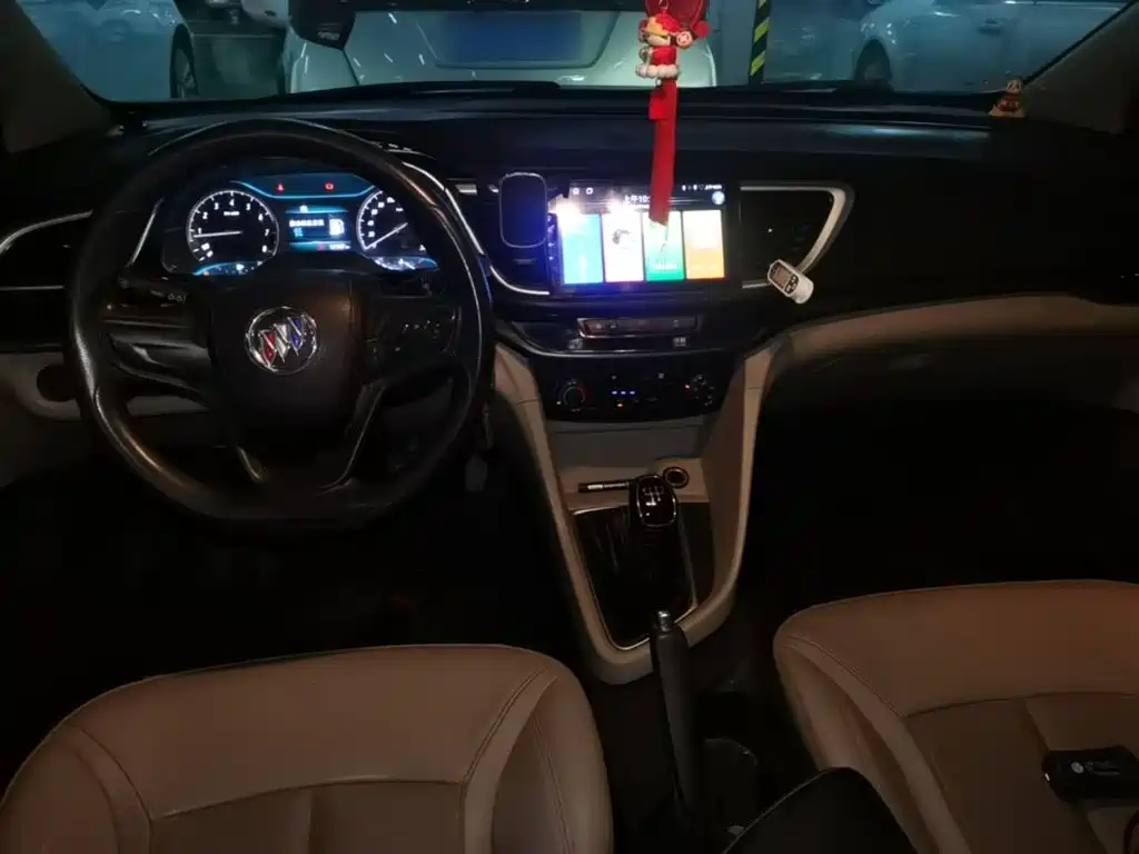 Фото 10 - Buick Excelle