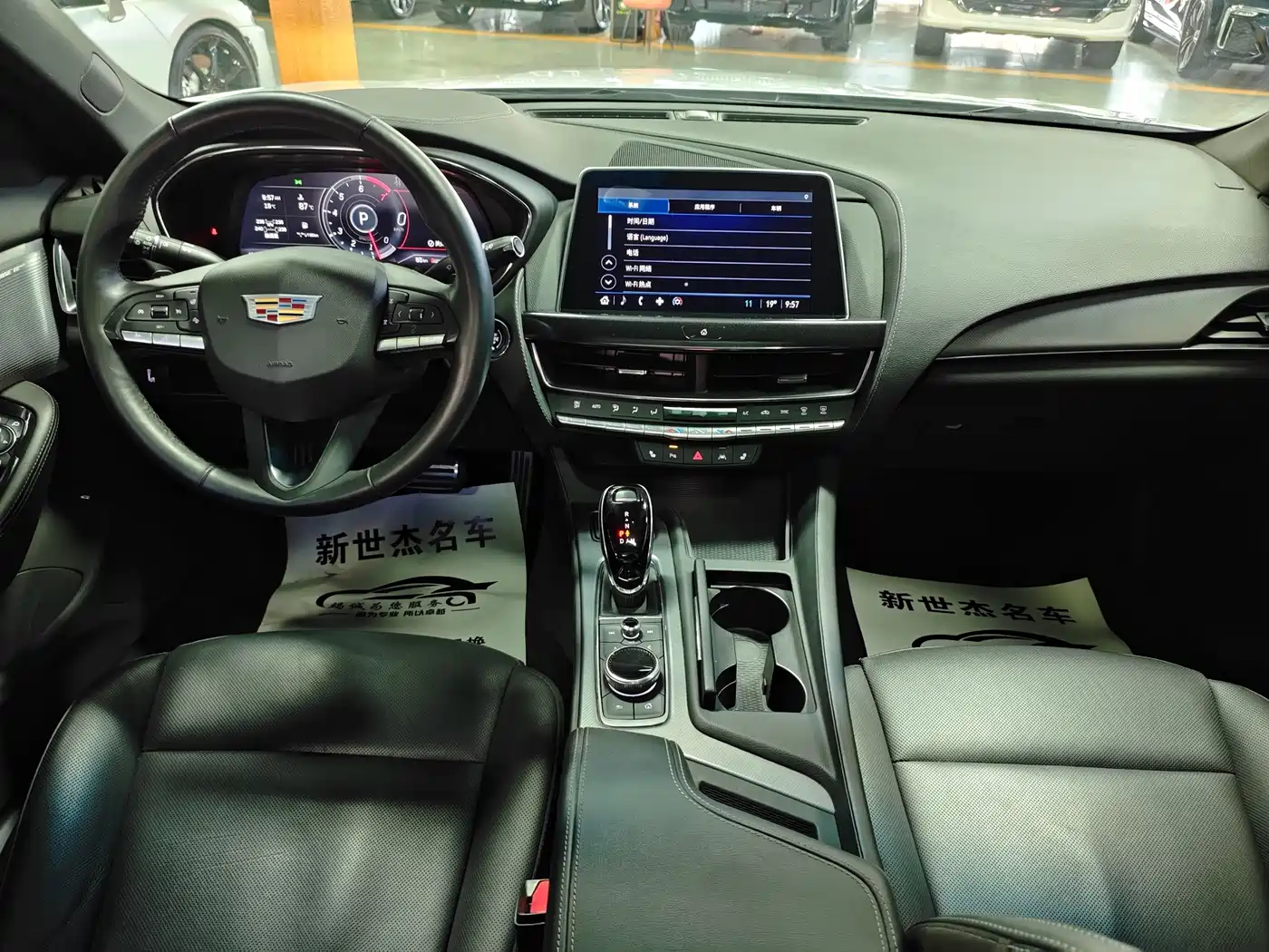 CADILLAC CT5