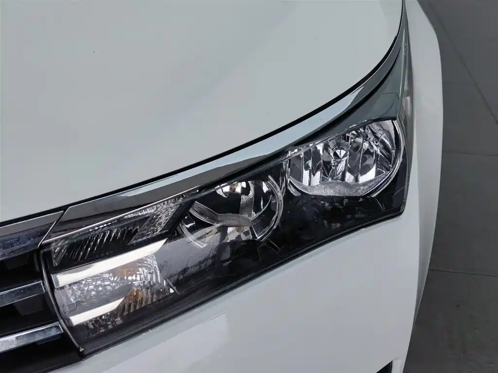 Toyota Corolla 2014 1.6L Manual GL фото 7