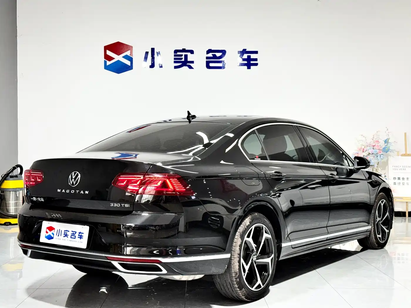 Volkswagen Magotan 2025 2025 Popular Edition 330TSI DSG Luxury