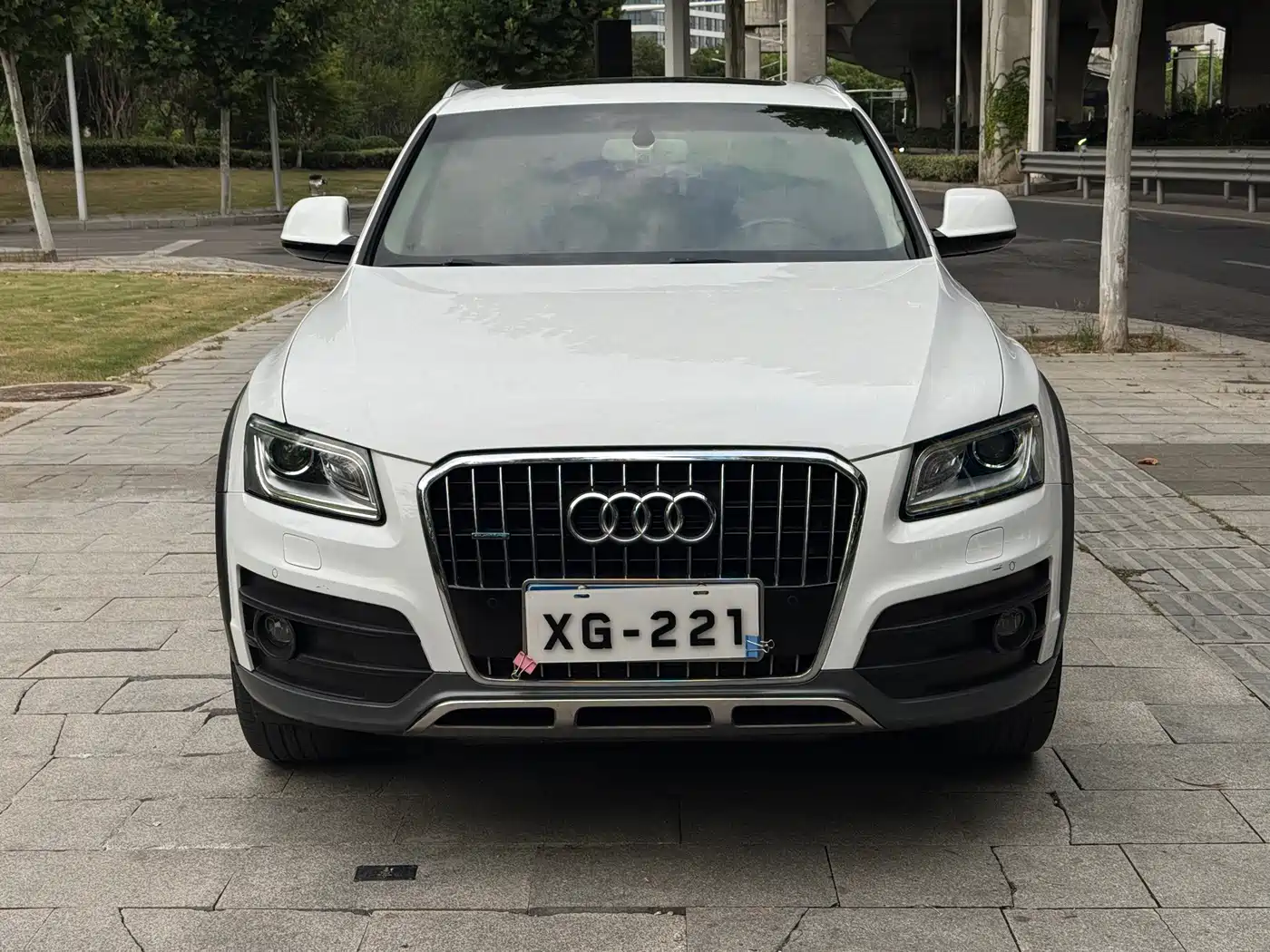 Audi Q5 2018 2017 Plus 40 TFSI Technology
