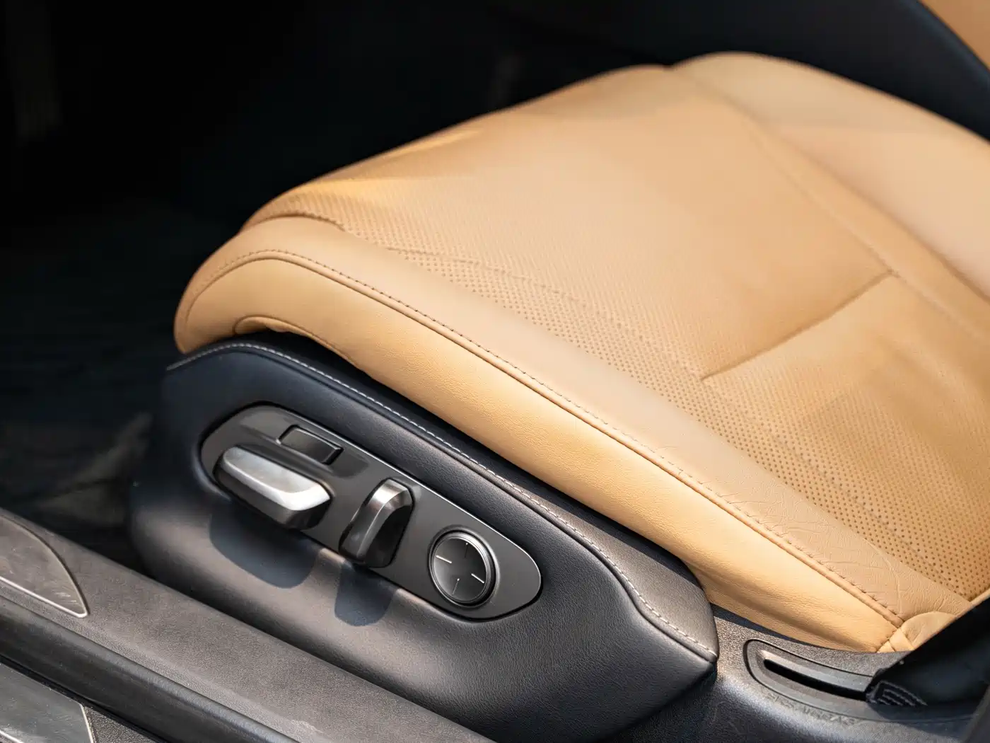 Lexus LS 2022 2021 500h Excellence Edition