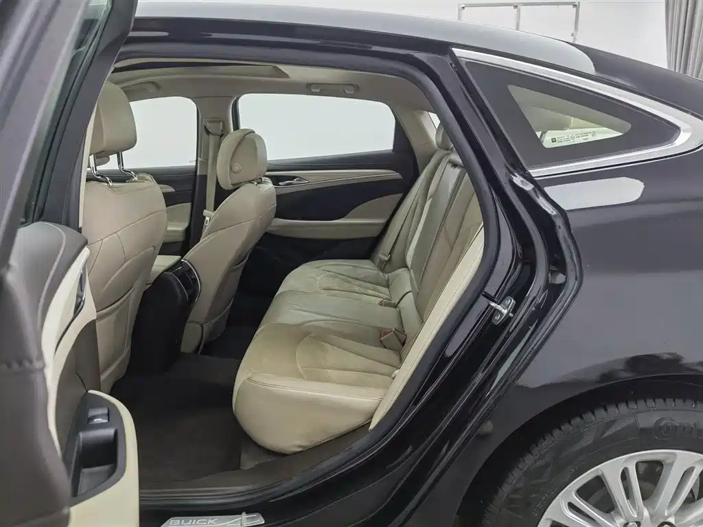 Buick LaCrosse 2018 Model 30H Elite Edition фото 15