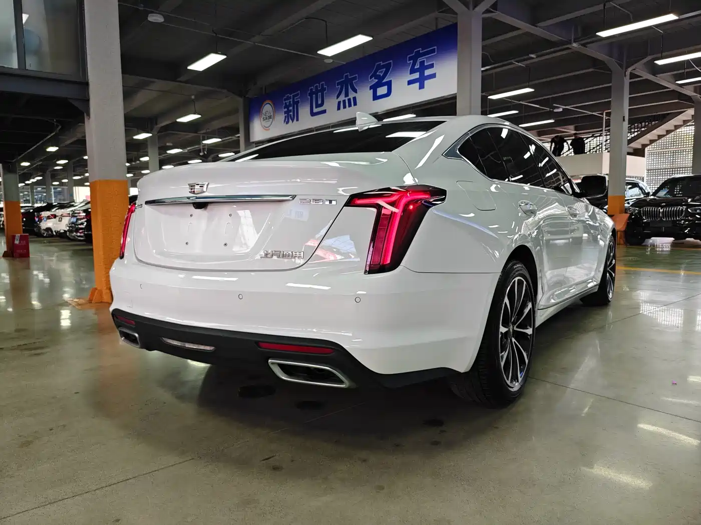 CADILLAC CT5