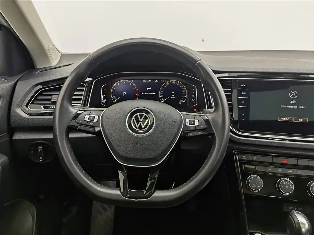 Volkswagen T-ROC 2021 280TSI DSG 2WD Comfort Smart Connect Edition фото 11