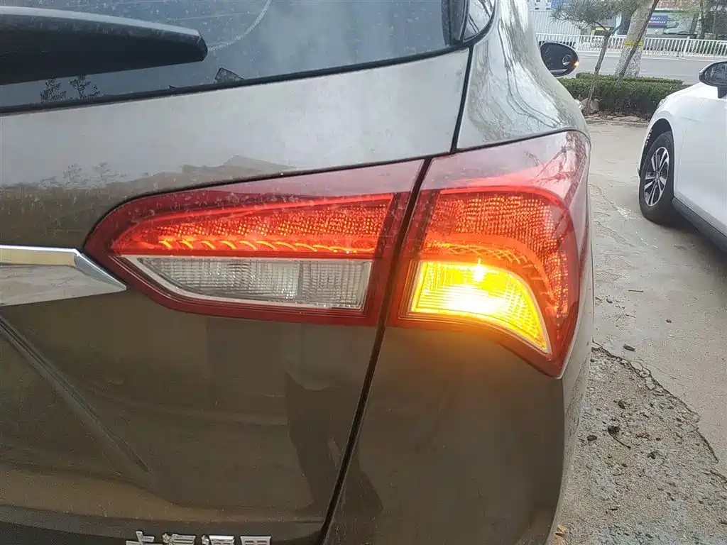 Buick Envision Plus 2019 20T 2WD Elite Type China V фото 8