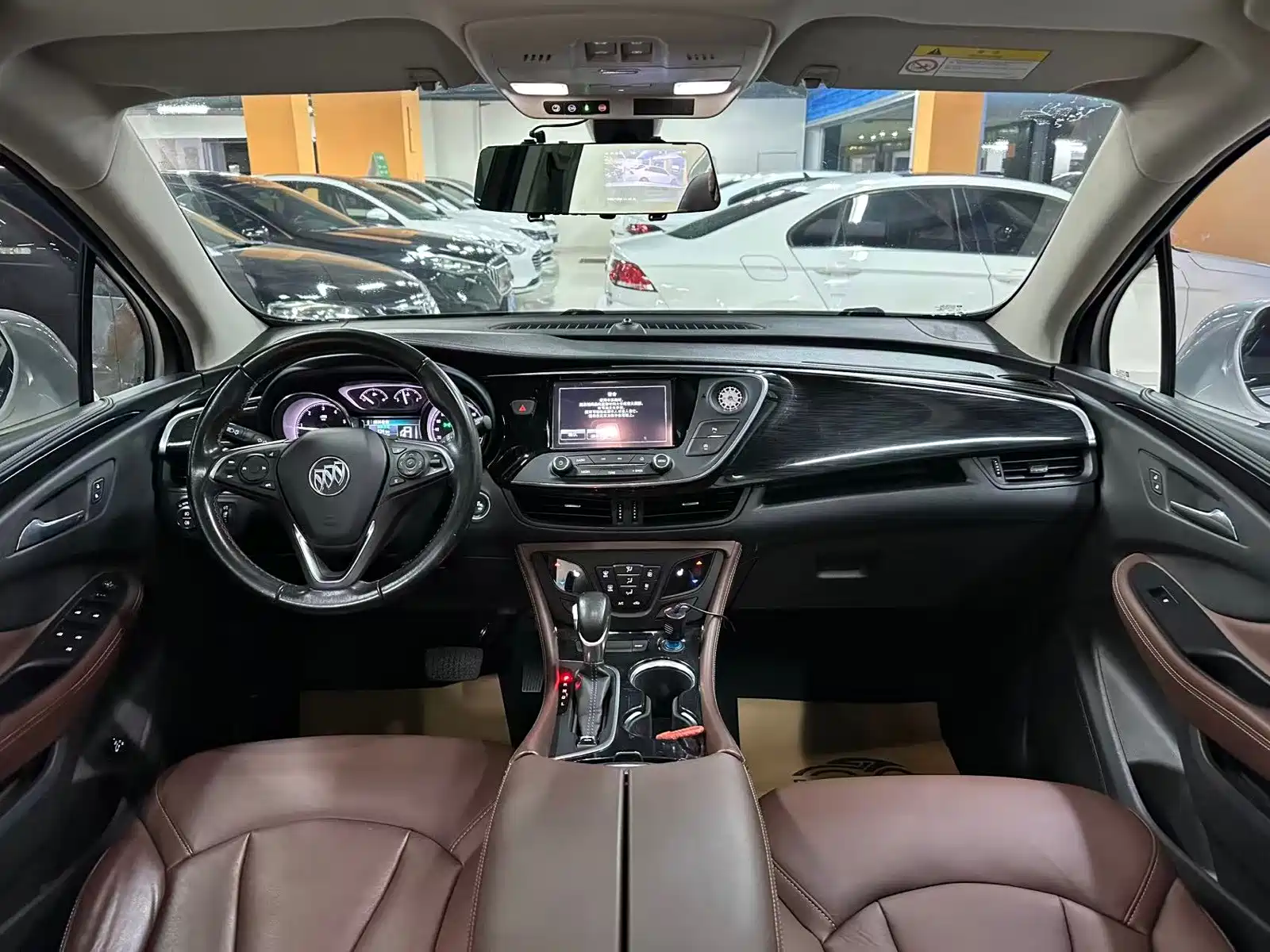 Фото 4 - Buick Envision Plus