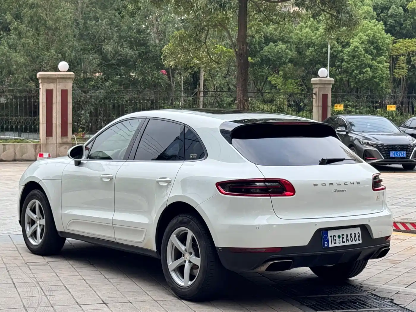 Porsche Macan 2017 Macan 2.0T фото 4