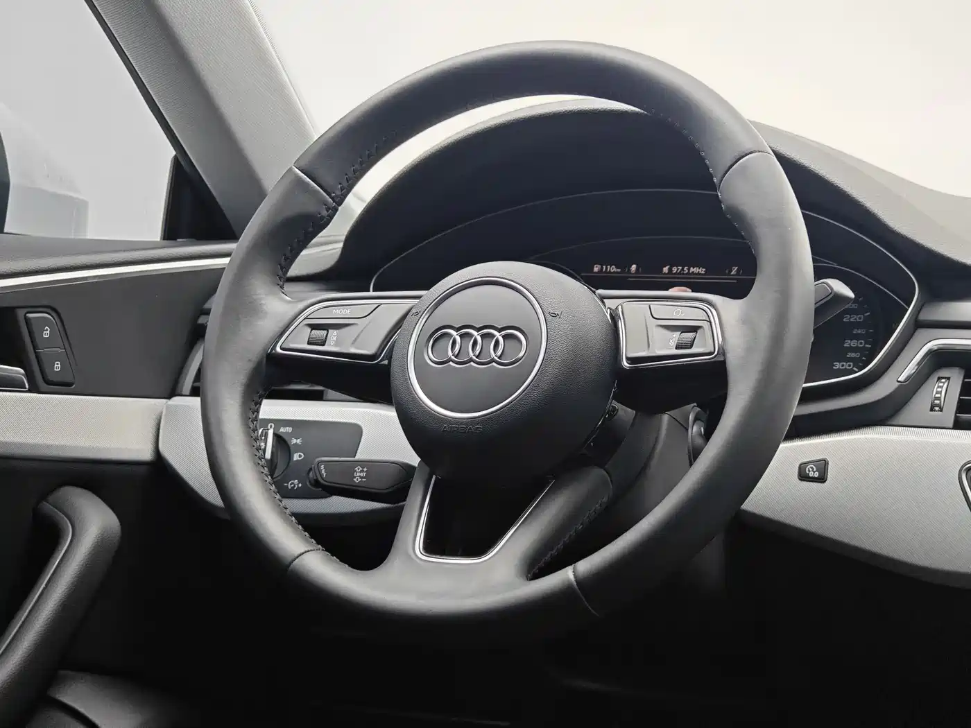 Audi A5 (Import) 2017 Sportback 40 TFSI Fashion фото 14