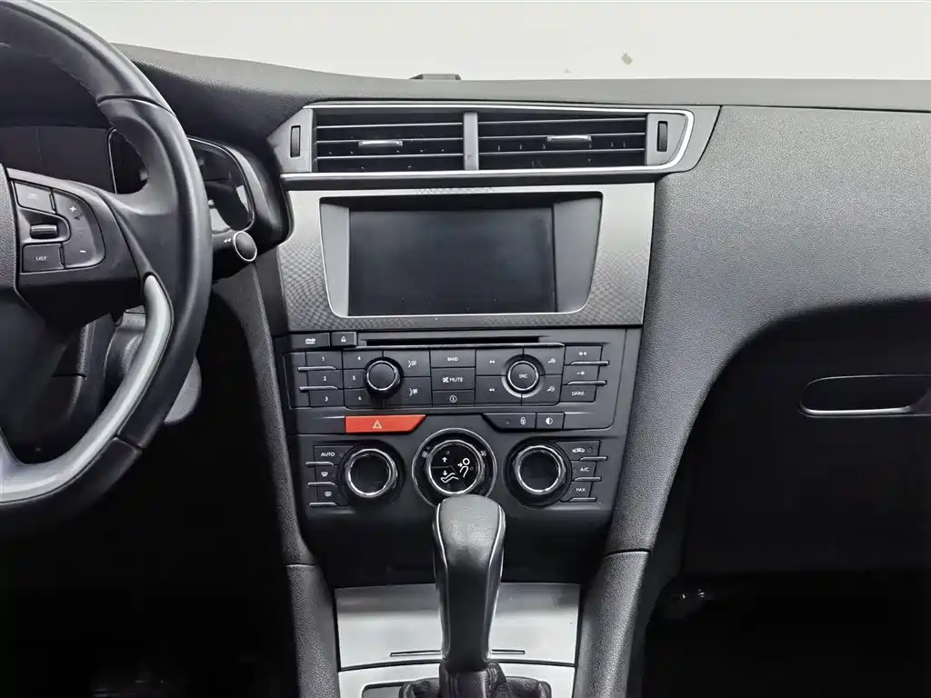 DS 4S 2016 Model 1.6T Automatic Smart Enjoy Edition THP160 фото 12