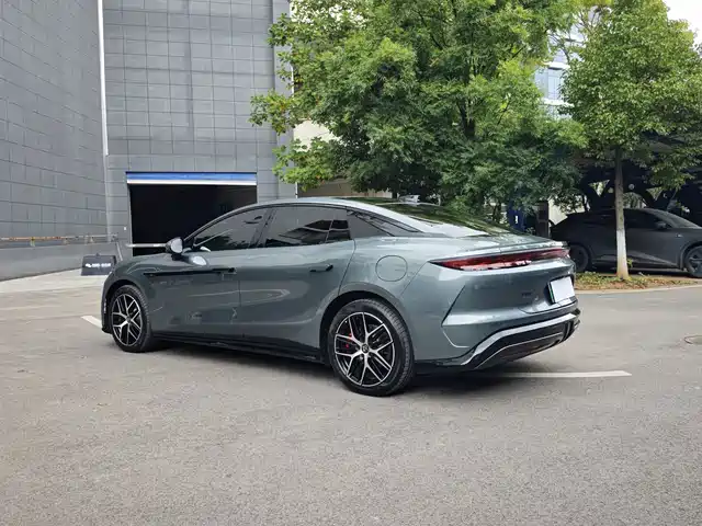 BYD Han L 2025 EV AWD LiDAR Flagship — фото 5